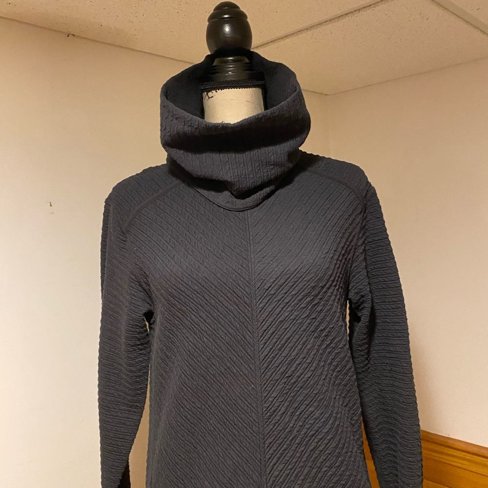 Lululemon On Repeat Dress in Charcoal
